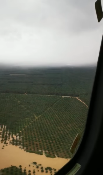 Artikel Pilihan Empat Tan Makanan Ke Dua Kampung Orang Asli Dihantar Guna Helikopter