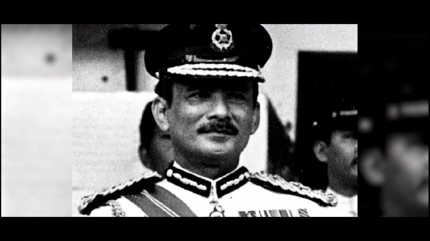 Hebahan A Tribute To Tun Hanif Omar The Longest Serving Igp