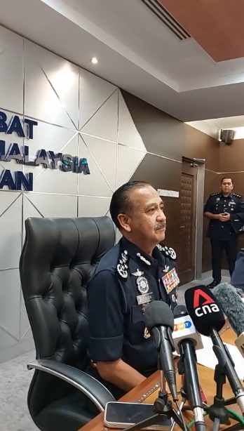 LIVE: SIDANG MEDIA KPN