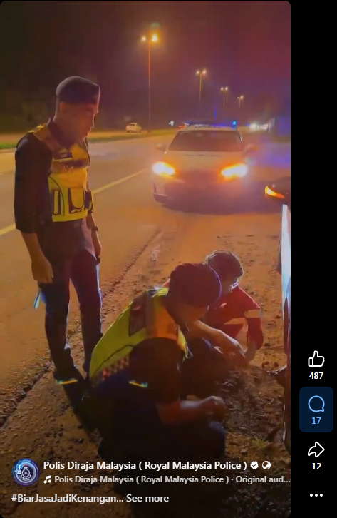Posting Pilihan Anggota Balai Polis Beserah Bantu Tukar Tayar Kenderaan Pancit