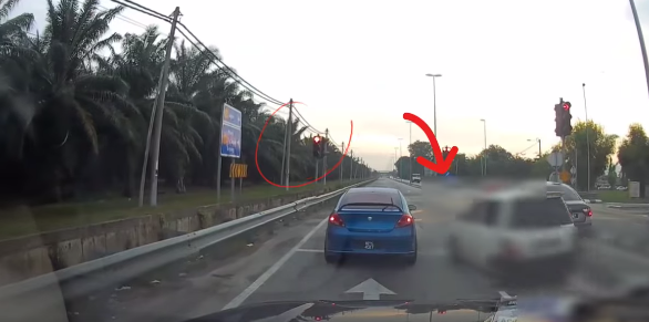 Posting Pilihan Peringatan Trafik Tiada Kompromi Bagi Kesalahan Langgar Lampu Isyarat Merah