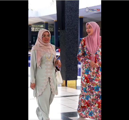 Video Pilihan Kpn Hadir Majlis Bacaan Yasin Dan Doa Selamat Sempena Hari Keputeraan Yang Di Pertuan Agong