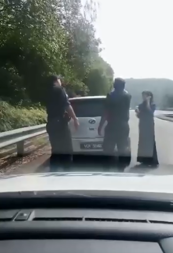 Biarjasajadikenangan Video Pilihan Anggota Ipd Serdang Bantu Alih Kenderaan Rosak
