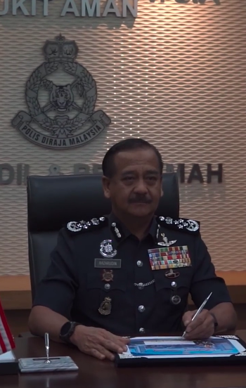 Video Pilihan Tan Sri Razarudin Mulakan Tugas Rasmi Sebagai Kpn Ke 14