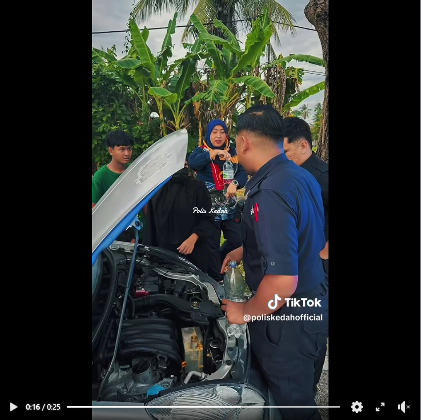 #BiarJasaJadiKenangan VIDEO PILIHAN: POLIS DAN MASYARAKAT BERPISAH TIADA