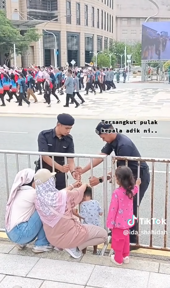 Hari Kebangsaan 2024 Usik Usik Alamak Nasib Baik Abam Polis Ada