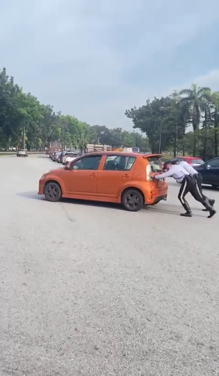 Video Pilihan Terima Kasih Anggota Hmpv Bantu Alih Kenderaan Rosak