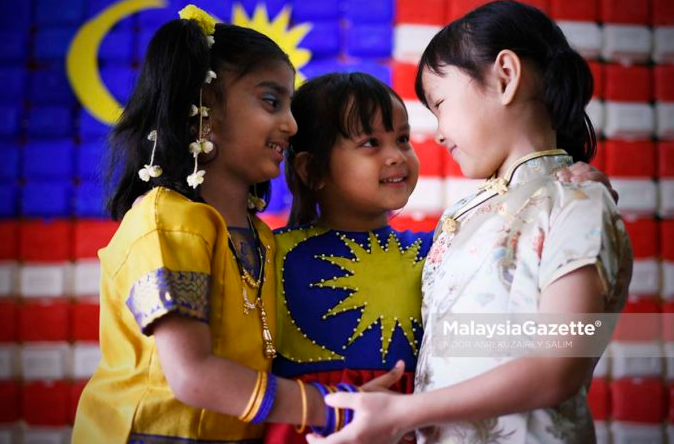 Artikel Pilihan Rakyat Malaysia Yang Mulia