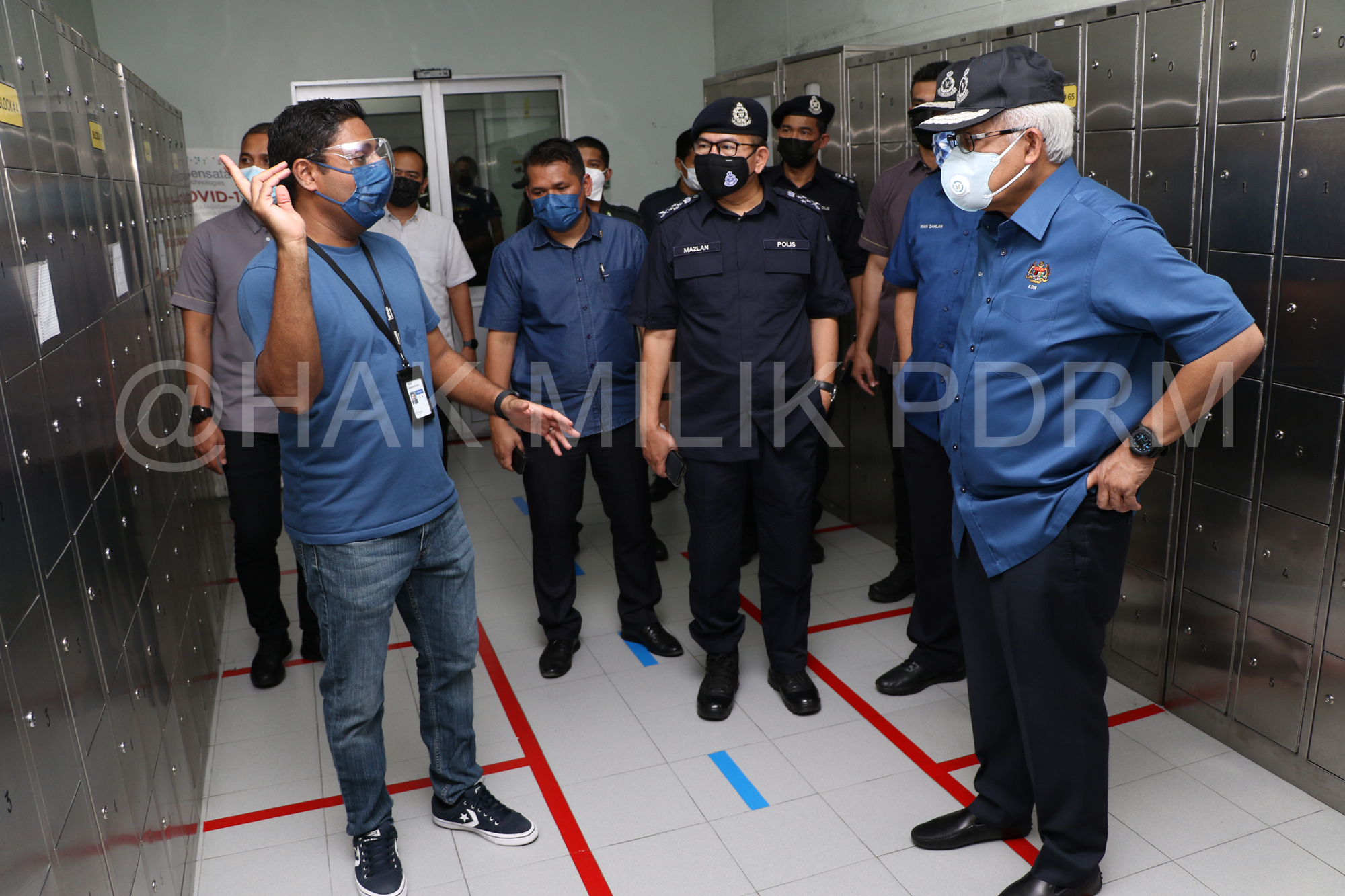 Op Patuh Pkp 3 0 Menteri Dalam Negeri Turun Padang Periksa Kilang Di Selangor