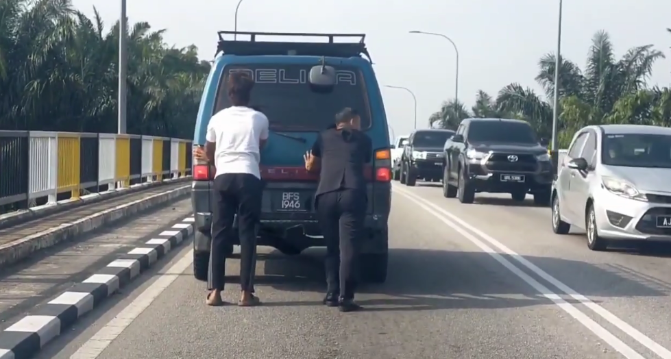Biarjasajadikenangan Video Pilihan Kbsptd Ipd Hilir Perak Bantu Tolak Kenderaan Rosak