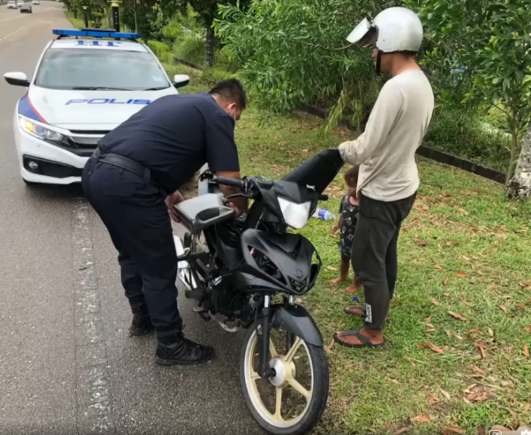 Posting Pilihan Dalam Rezeki Kita Ada Terselit Rezeki Orang Lain