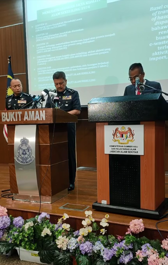 Live Sidang Media Op Hazard