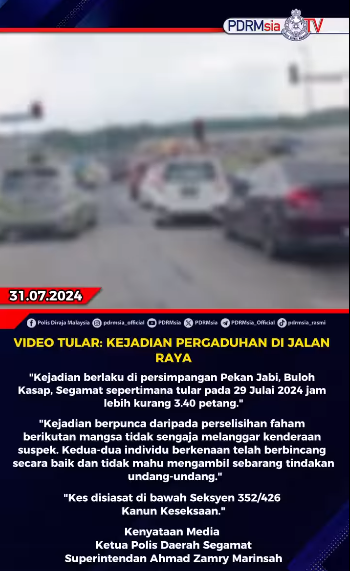 Video Tular Kejadian Pergaduhan Di Jalan Raya